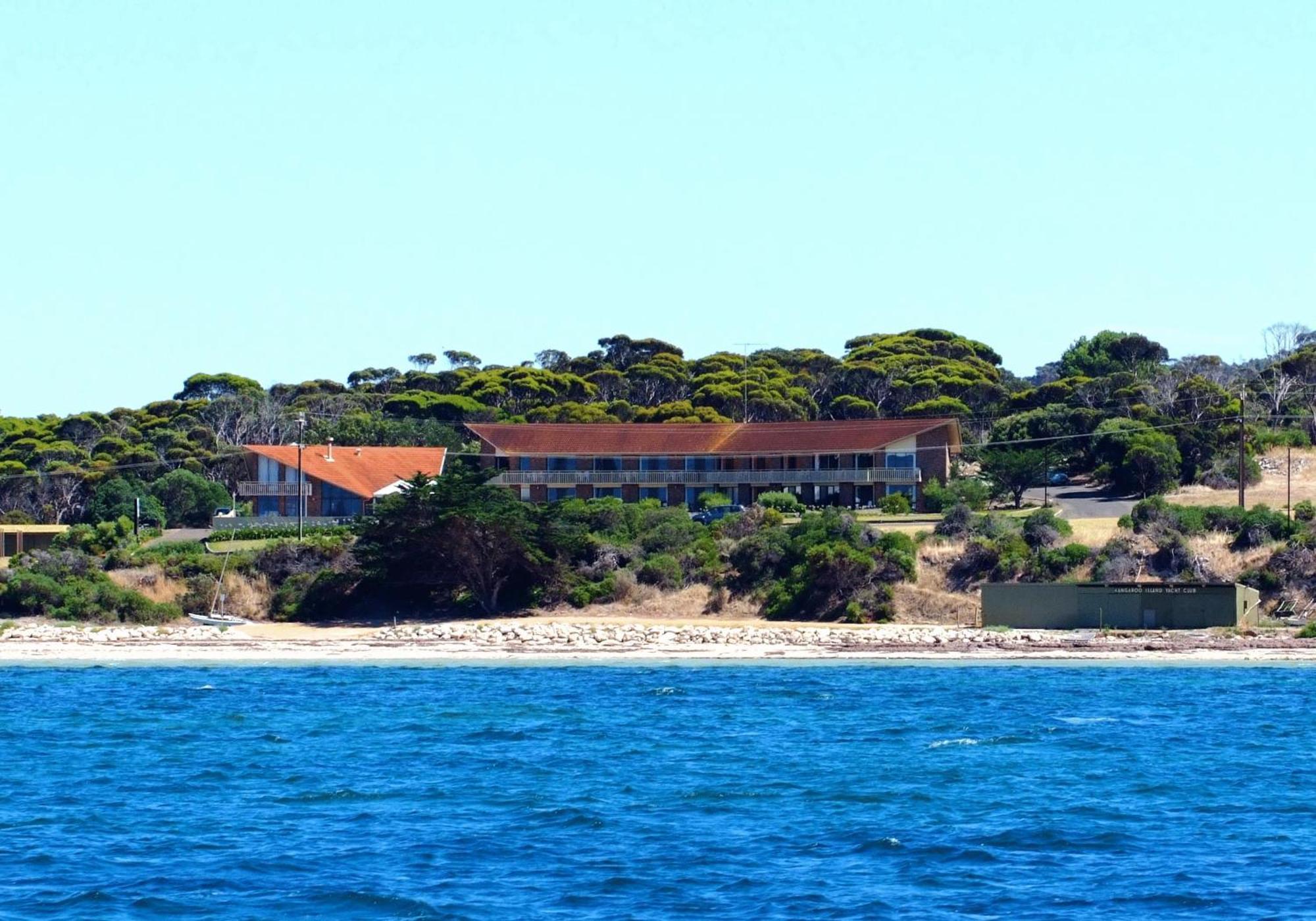 Kangaroo Island Seaside Inn Kingscote Exterior photo